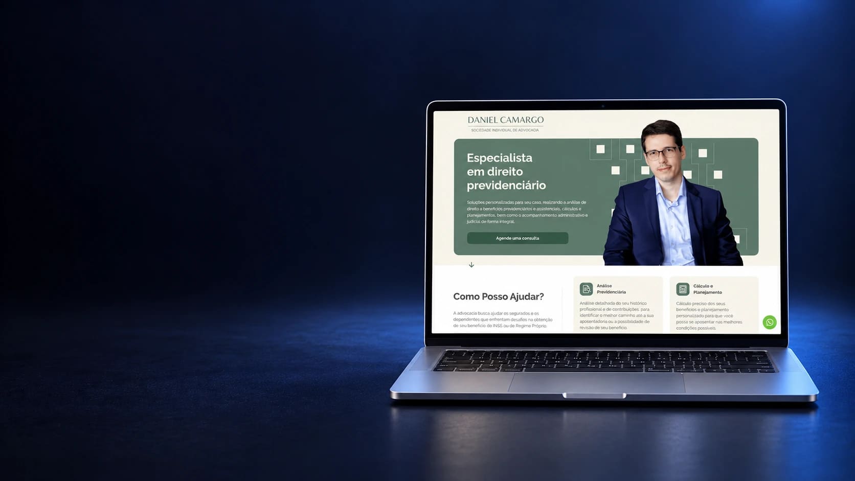 Mockup da landing page Daniel Camargo em notebook completo, a partir da página real fornecida.